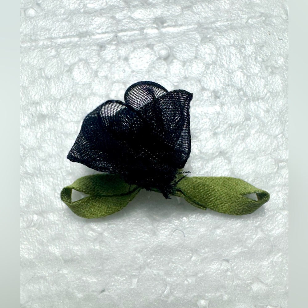 Black and Green Roses Decor Accent Set of 8